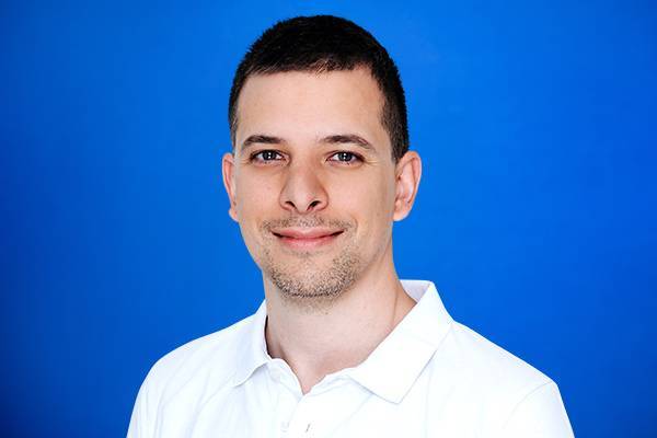 Mark Vinkovits Mark Vinkovits